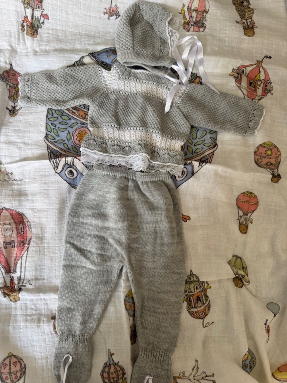 Knit Baby Two-Piece Set in Light Gray with Lace Trim